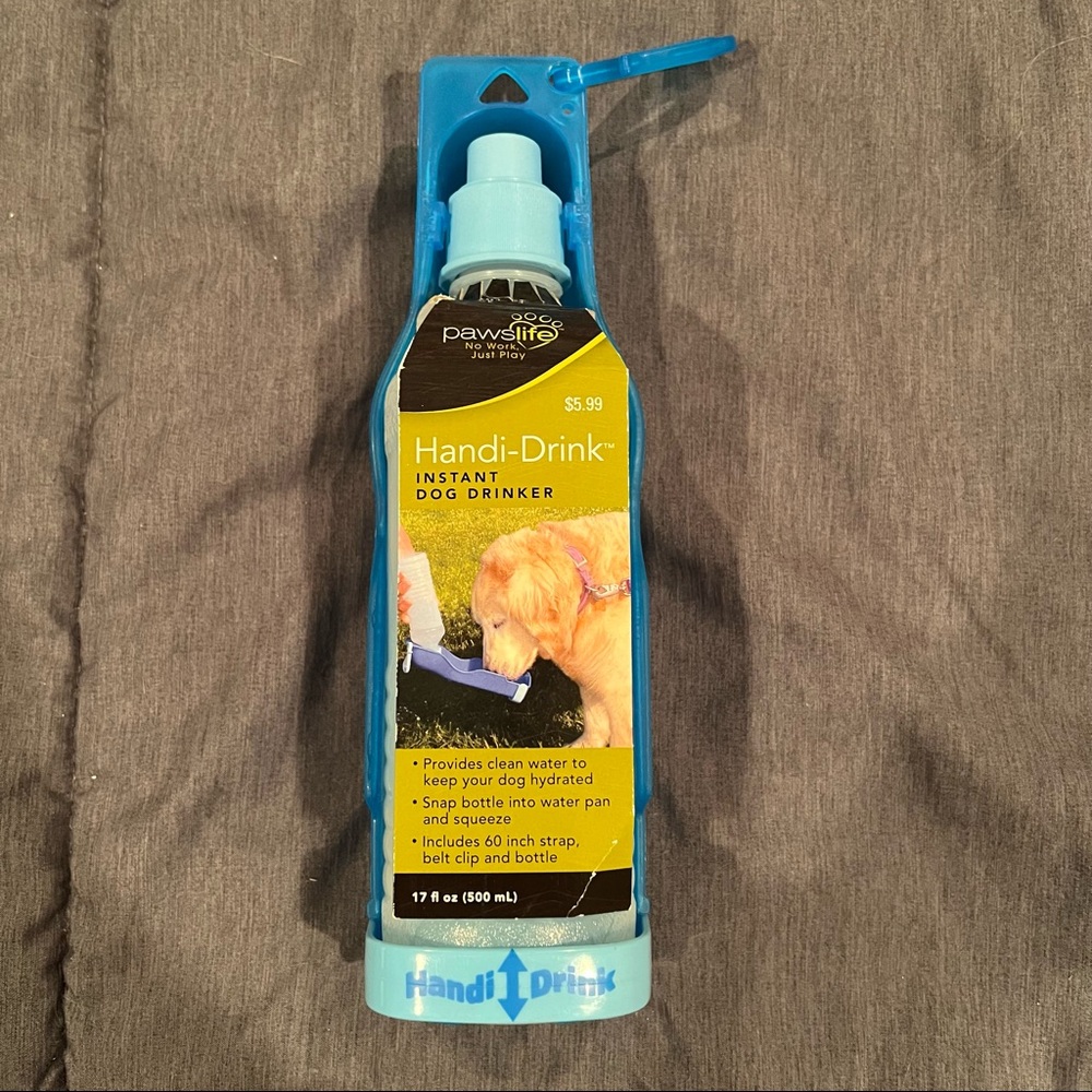 NWT Handi-Drink Instant Dog Drinker Water Bottle Pet Easy Travel Portable Strap